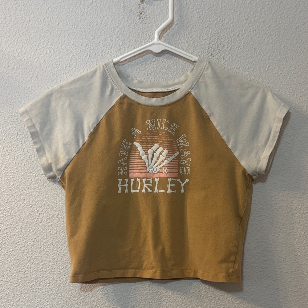 Hurley Tan and Gray Graphic Crop Top